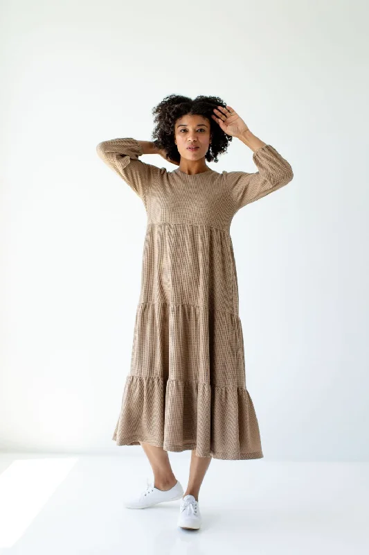 Stretchy midi dresses'Demi' Quarter Sleeve Waffle Knit Tiered Midi Dress in Mocha Stretchy midi dresses